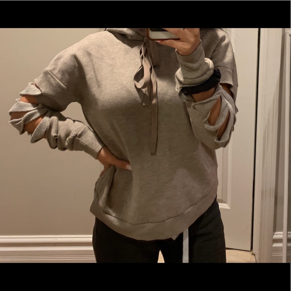 Gray sweatshirt
